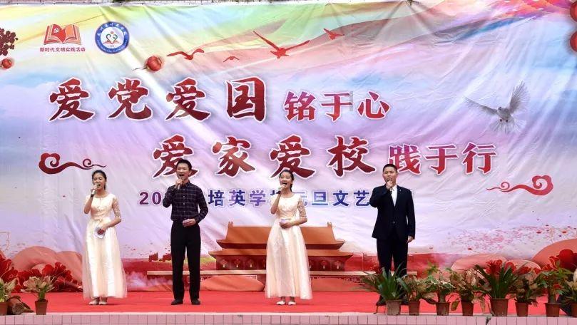 这是一家特殊的快递驿站，他们在这里梳理出自己新的人生……